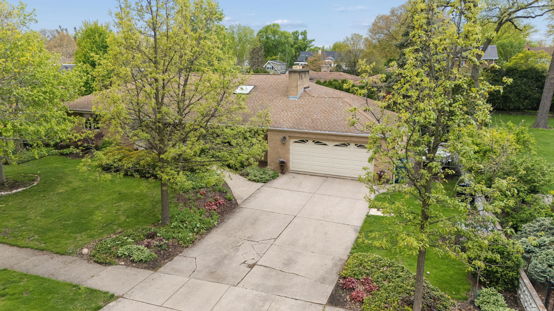 459 Ridge Avenue Elmhurst, IL 60126 - Photo 3 of 34