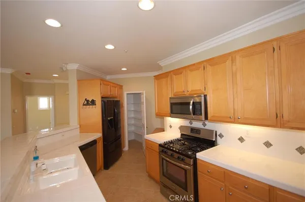 $3,650 | 117 Islington, Irvine, CA 92620