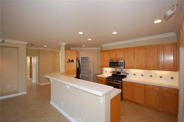 $3,650 | 117 Islington, Irvine, CA 92620