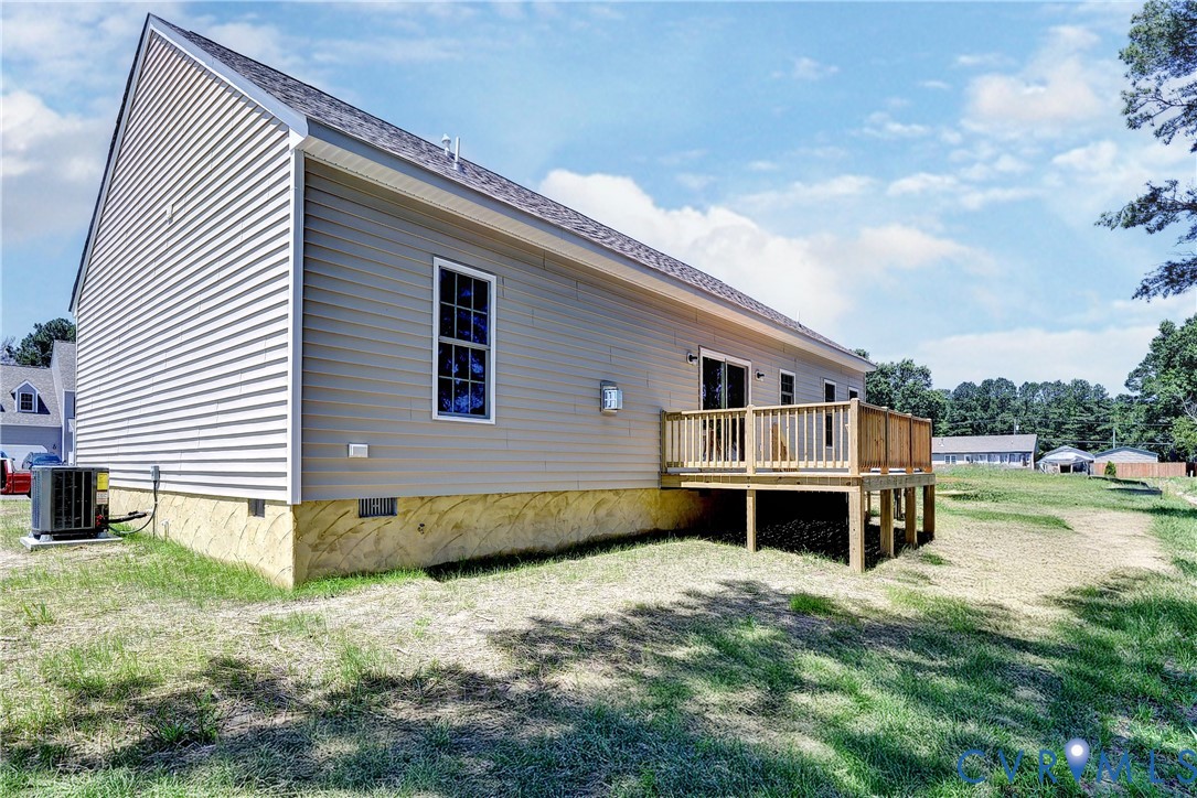 321 Pointers Drive West Point, VA 23181 - Photo 26 of 29 large rear yard