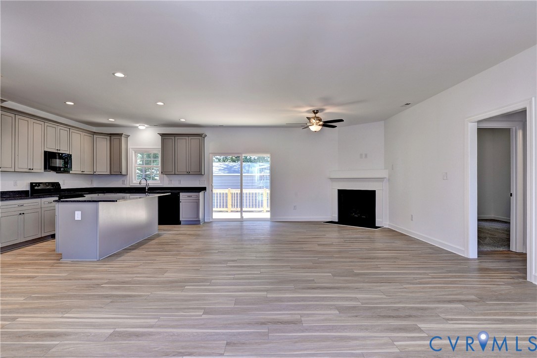 321 Pointers Drive West Point, VA 23181 - Photo 8 of 29