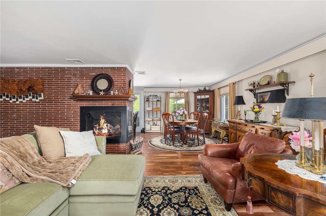 6 Crawford Avenue Warwick, RI 02889 - Photo 15 of 47