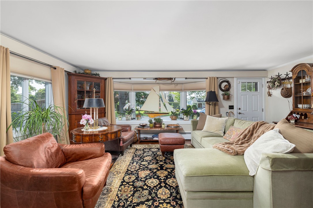 6 Crawford Avenue Warwick, RI 02889 - Photo 16 of 47