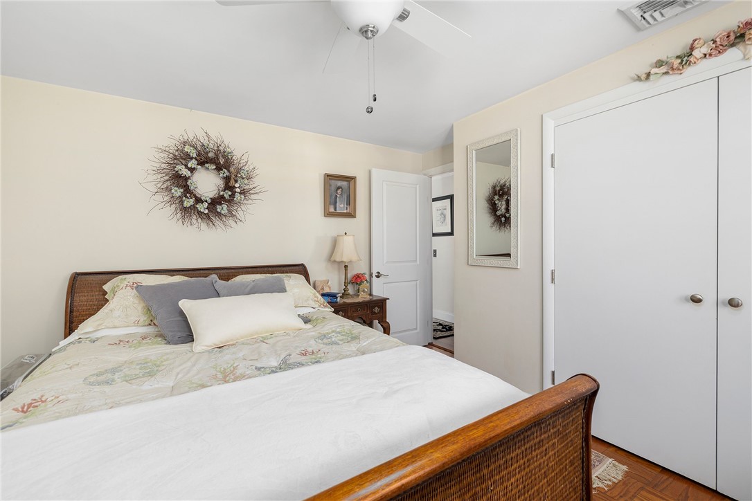 6 Crawford Avenue Warwick, RI 02889 - Photo 20 of 47