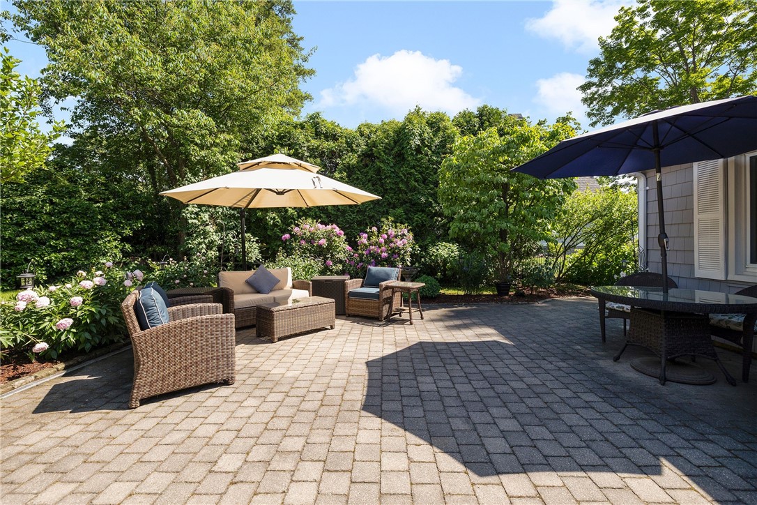 6 Crawford Avenue Warwick, RI 02889 - Photo 24 of 47