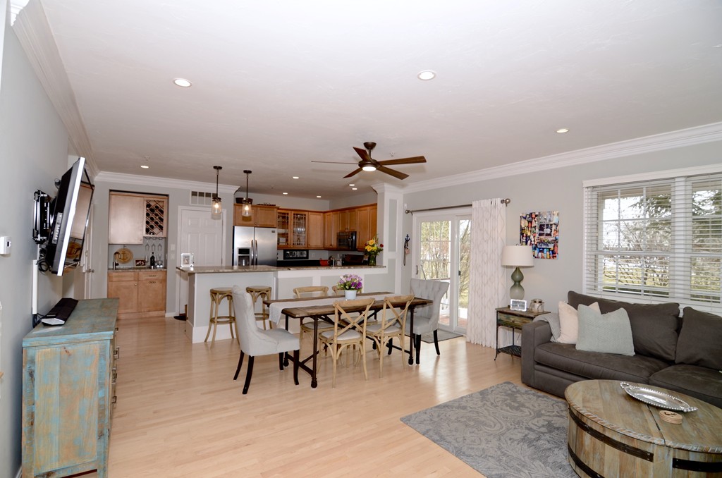 197 Victory Road, Unit 197 Quincy, MA 02171 - Photo 2 of 20 Gallery Image 2