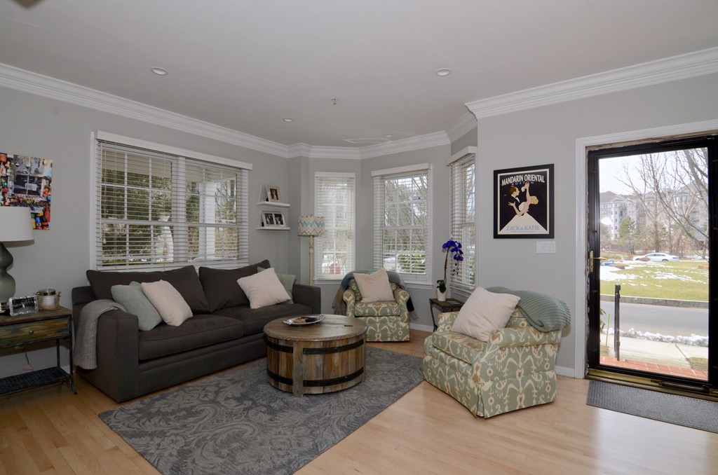 197 Victory Road, Unit 197 Quincy, MA 02171 - Photo 3 of 20 Gallery Image 3