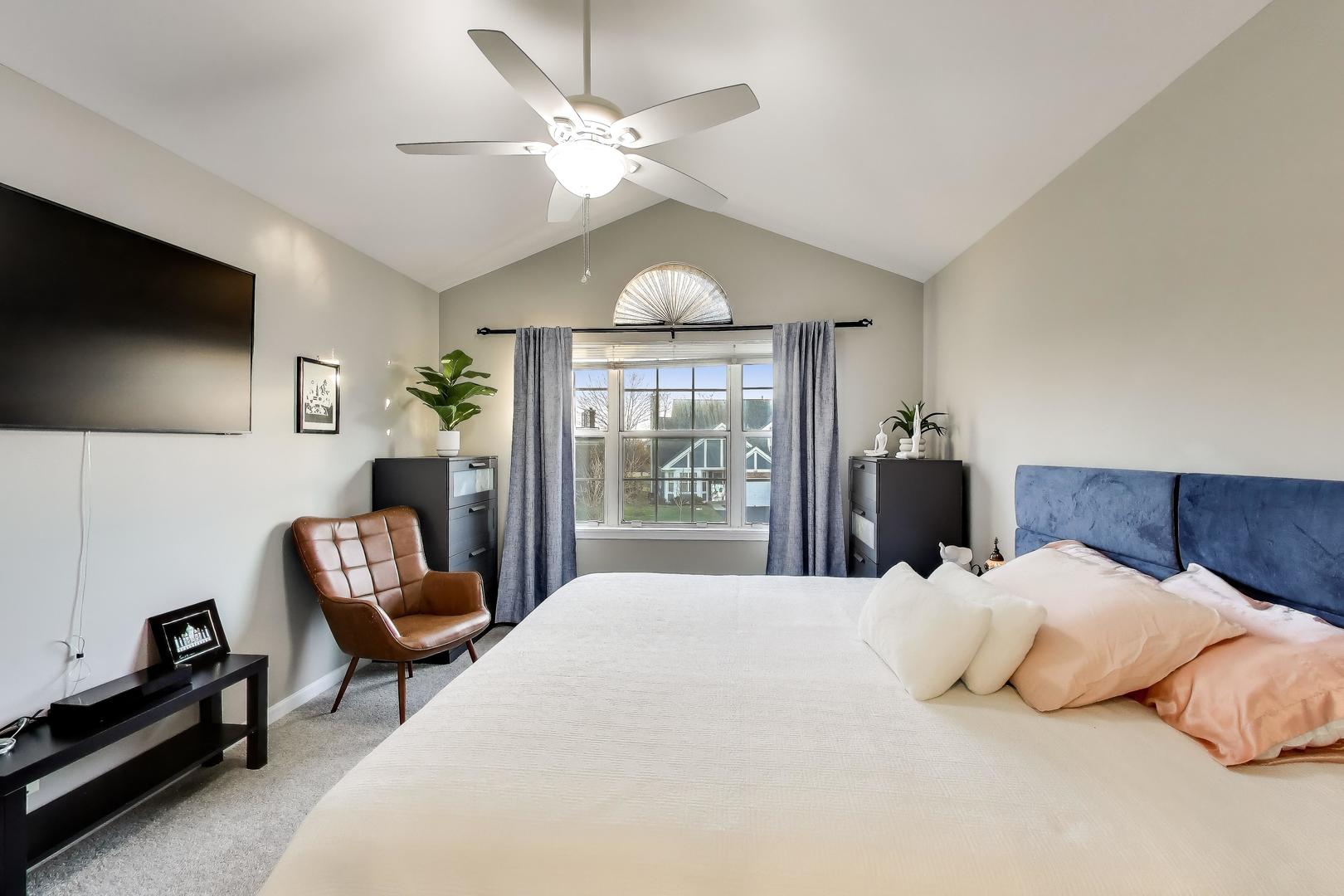 641 Kingsbridge Drive Carol Stream, IL 60188 - Photo 19 of 32