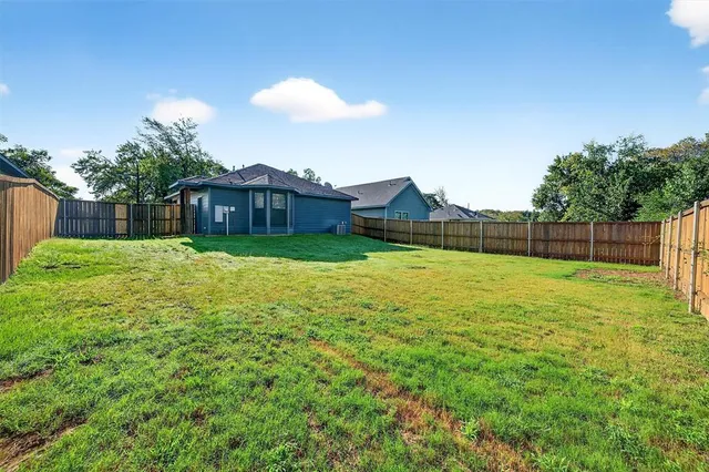 $1,500 | 1501 South 7th Avenue, Denison, TX 75021