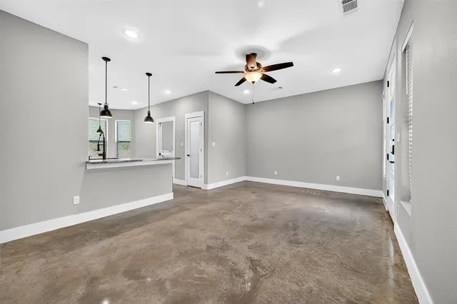 $1,500 | 1501 South 7th Avenue, Denison, TX 75021