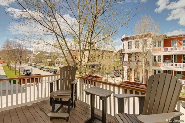 $1,650,000 | 902 South Main Street, Buena Vista, CO 81211