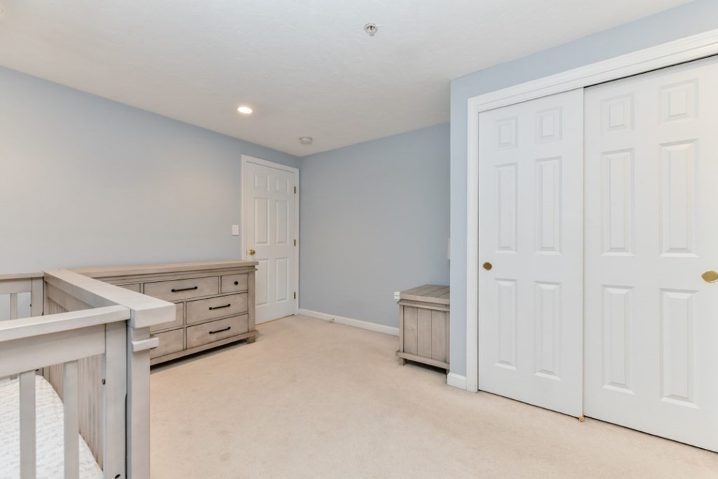 995 Trapelo Road, Unit 4 Waltham, MA 02452 - Photo 15 of 24