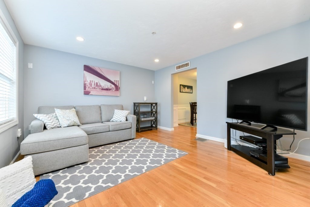 995 Trapelo Road, Unit 4 Waltham, MA 02452 - Photo 9 of 24