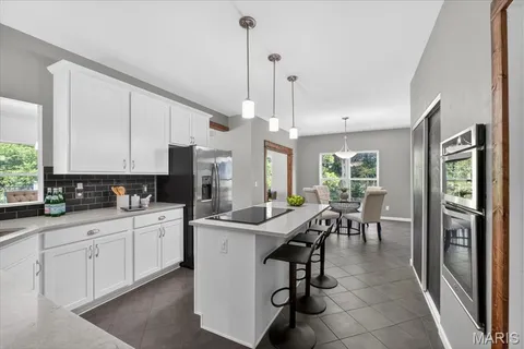 $649,900 | 215 Cobblefield Court, Wildwood, MO 63011