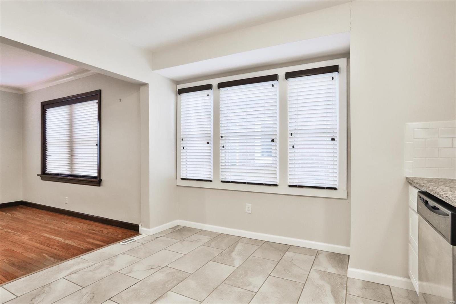 5842 Rhodes Avenue St. Louis, MO 63109 - Photo 14 of 27 Gallery Image 14