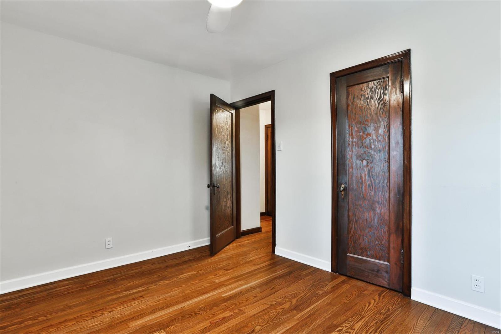 5842 Rhodes Avenue St. Louis, MO 63109 - Photo 22 of 27 Gallery Image 22