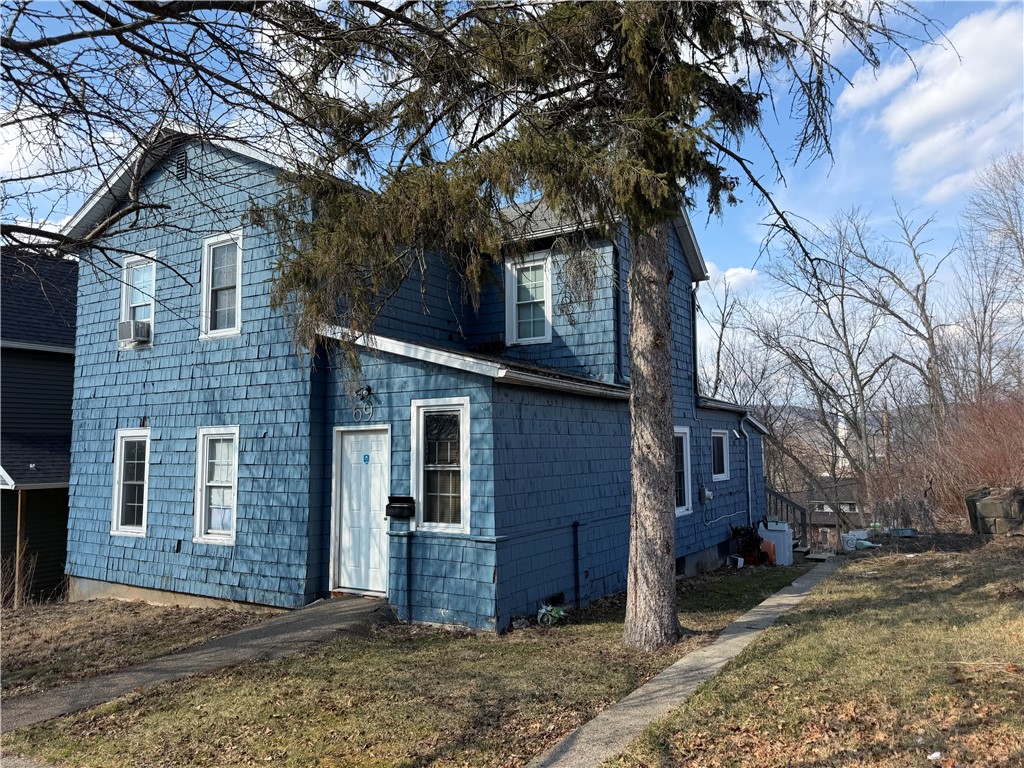 69 West 3rd Street Corning, NY 14830 - Photo 2 of 12