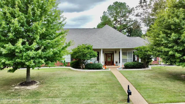 $395,000 | 124 Linwood Drive, Brandon, MS 39042