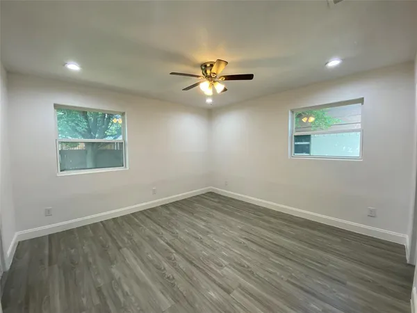 $2,400 | 3035 Townsend Drive, Dallas, TX 75229