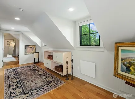 $1,575,000 | 7541 Seward Park Avenue South, Seattle, WA 98118