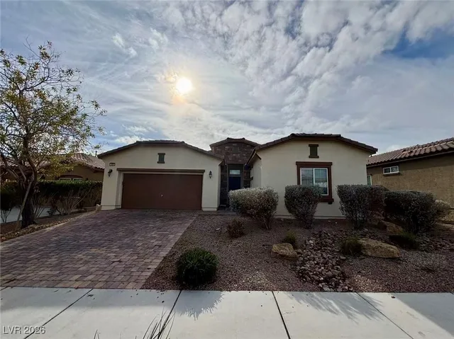 $2,200 | 113 Chino Avenue, North Las Vegas, NV 89031