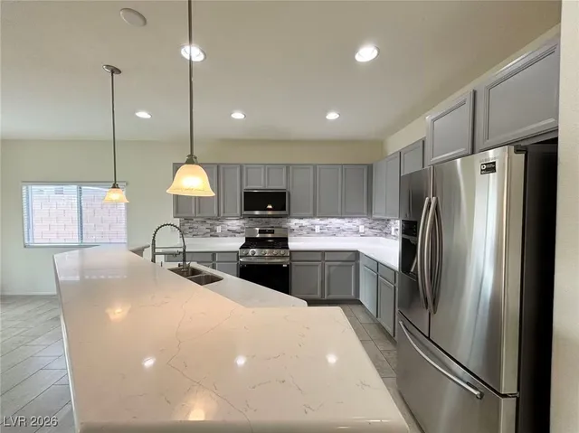 $2,200 | 113 Chino Avenue, North Las Vegas, NV 89031