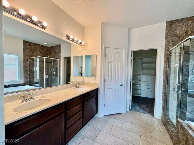 $2,200 | 113 Chino Avenue, North Las Vegas, NV 89031