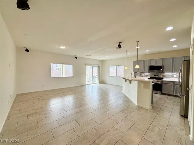 $2,200 | 113 Chino Avenue, North Las Vegas, NV 89031