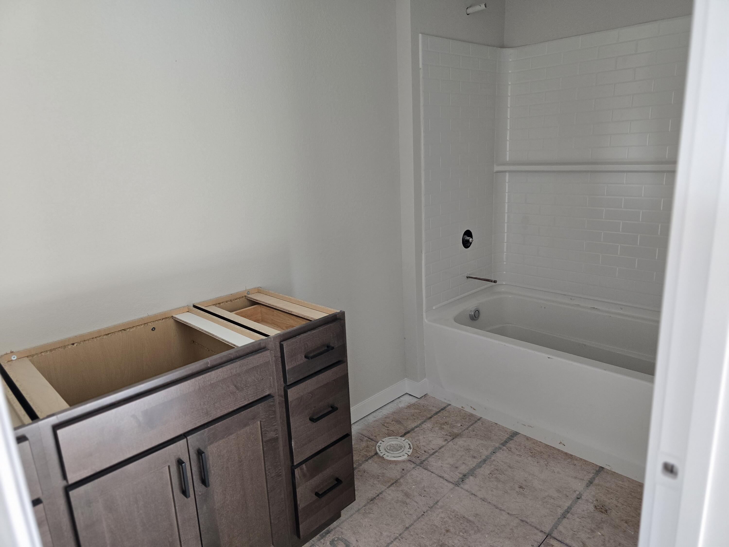 624 Harvest Road Hartford, WI 53027 - Photo 12 of 15 624 Harvest Ln