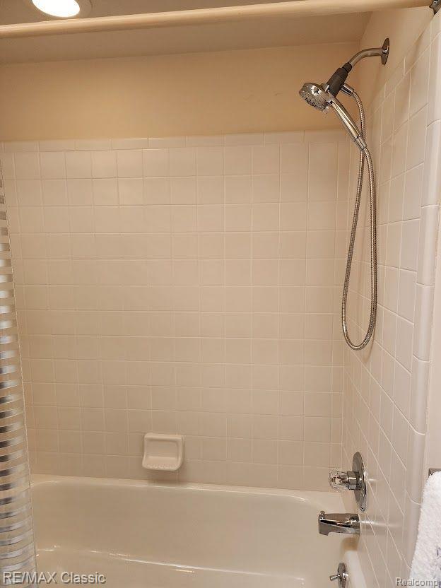 1186 Covington Pl Drive Rochester, MI 48309 - Photo 21 of 54 Gallery Image 21