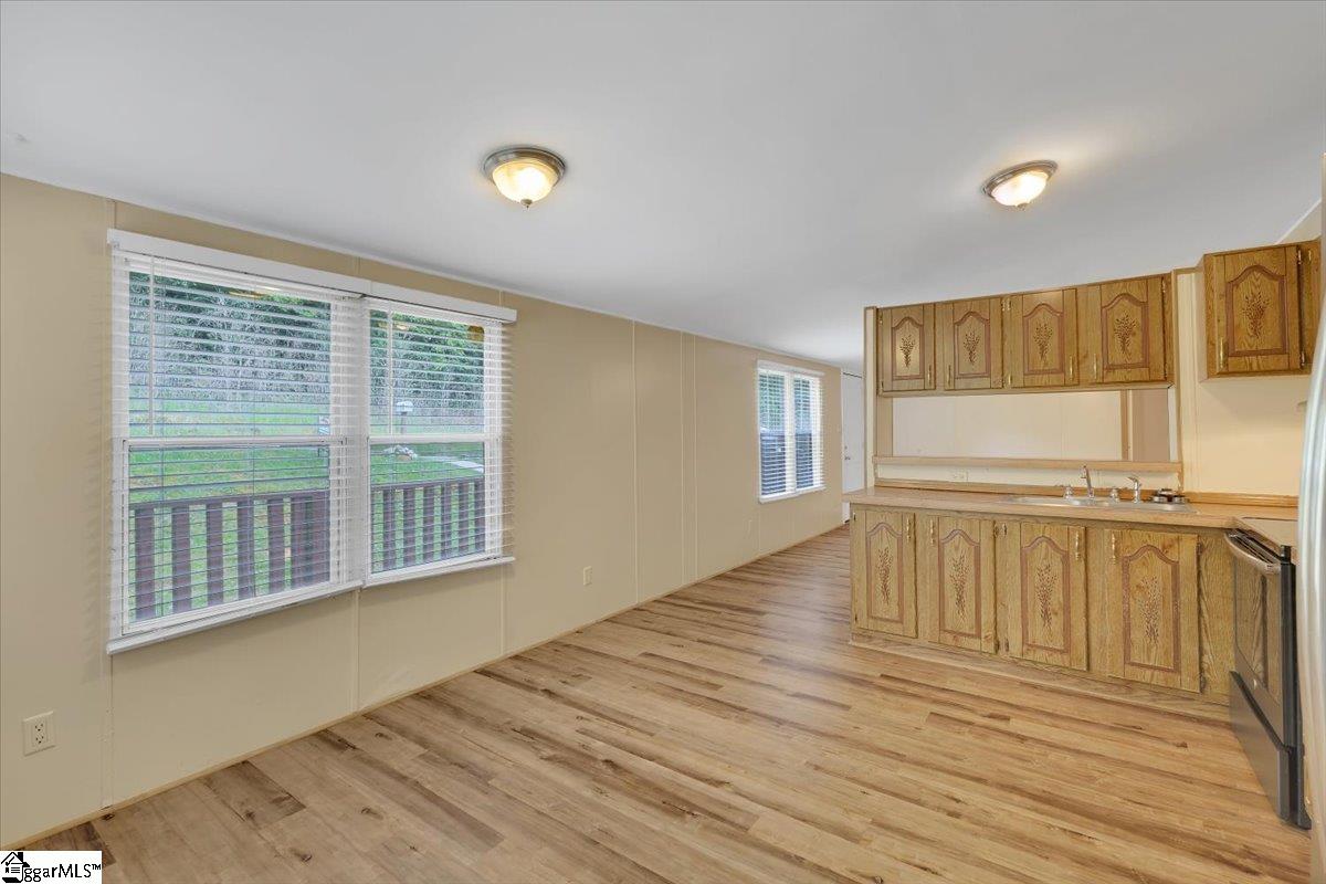 138 Pittman Road Marietta, SC 29661 - Photo 10 of 19 Gallery Image 10