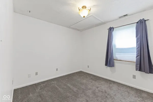 $295,000 | 6433 Southern Lakes Drive North, Indianapolis, IN 46237