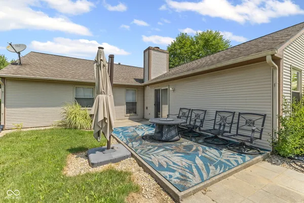 $295,000 | 6433 Southern Lakes Drive North, Indianapolis, IN 46237