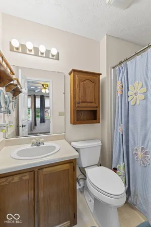 $295,000 | 6433 Southern Lakes Drive North, Indianapolis, IN 46237