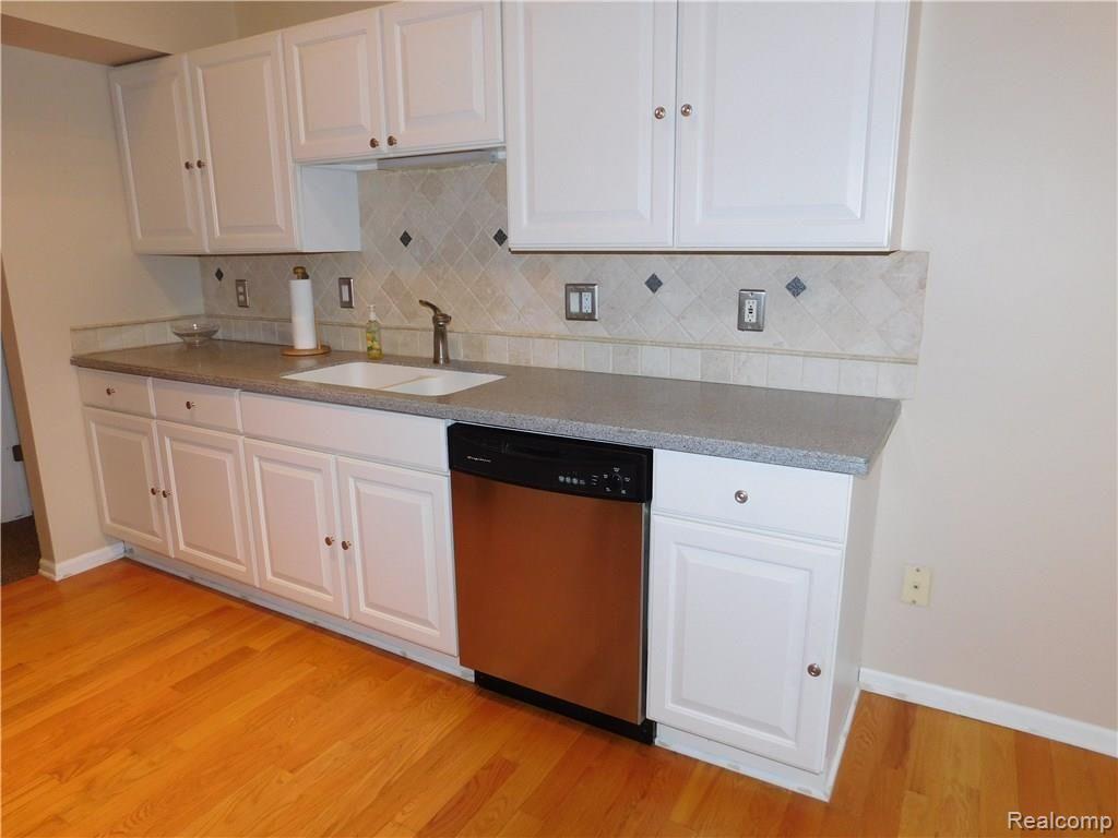 30125 Raintree Circle, Unit 1 Chesterfield, MI 48047 - Photo 18 of 34