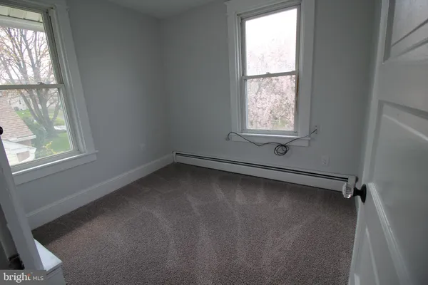 $1,850 | 5 South Singer Avenue, Paradise, PA 17562