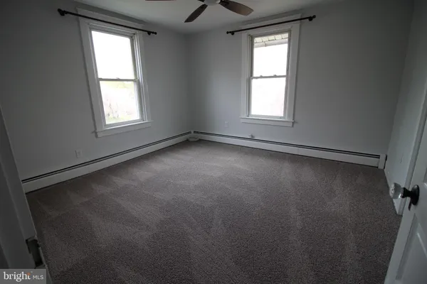 $1,850 | 5 South Singer Avenue, Paradise, PA 17562