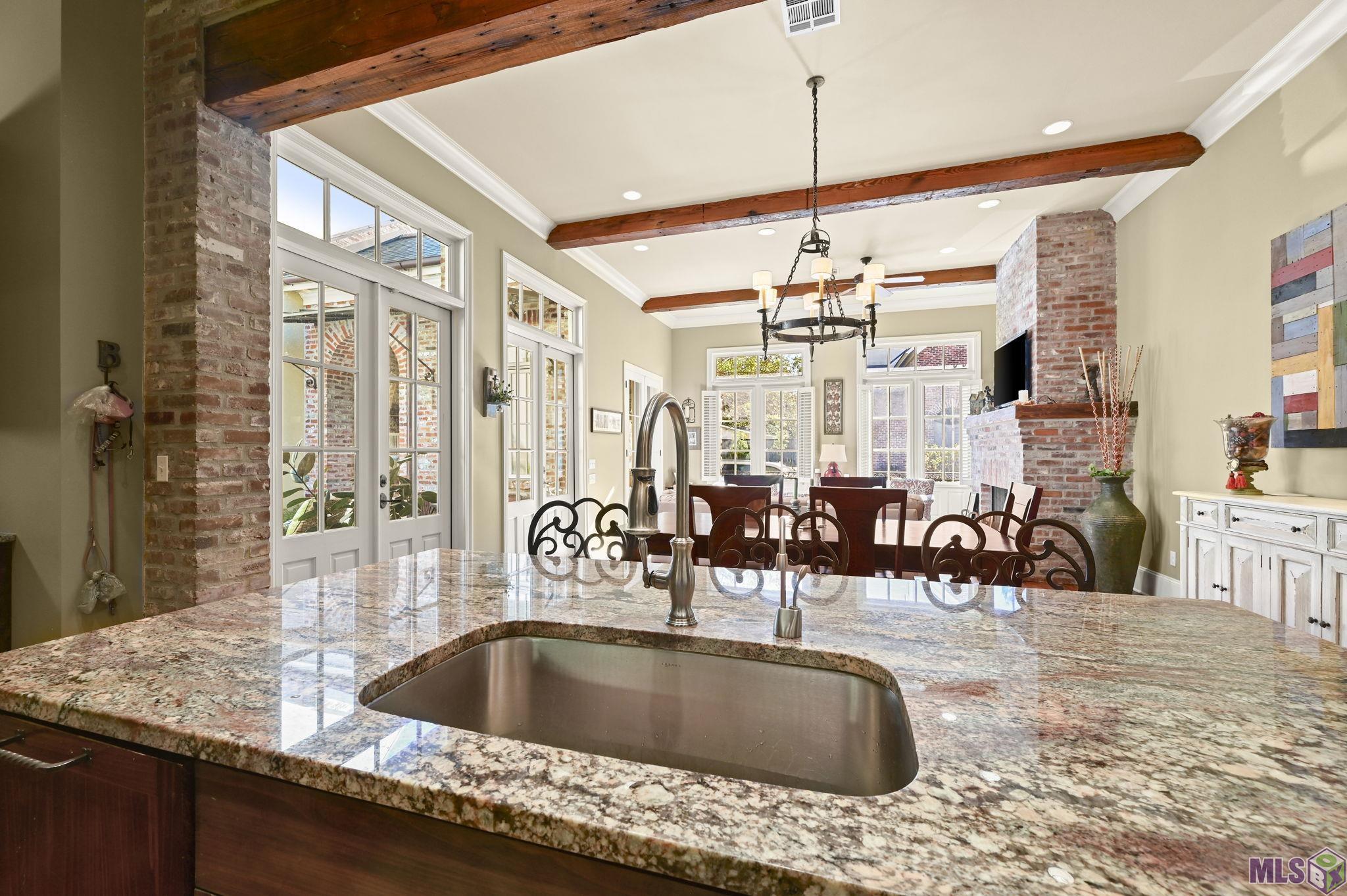 2207 Perkins Lane Baton Rouge, LA 70808 - Photo 11 of 30