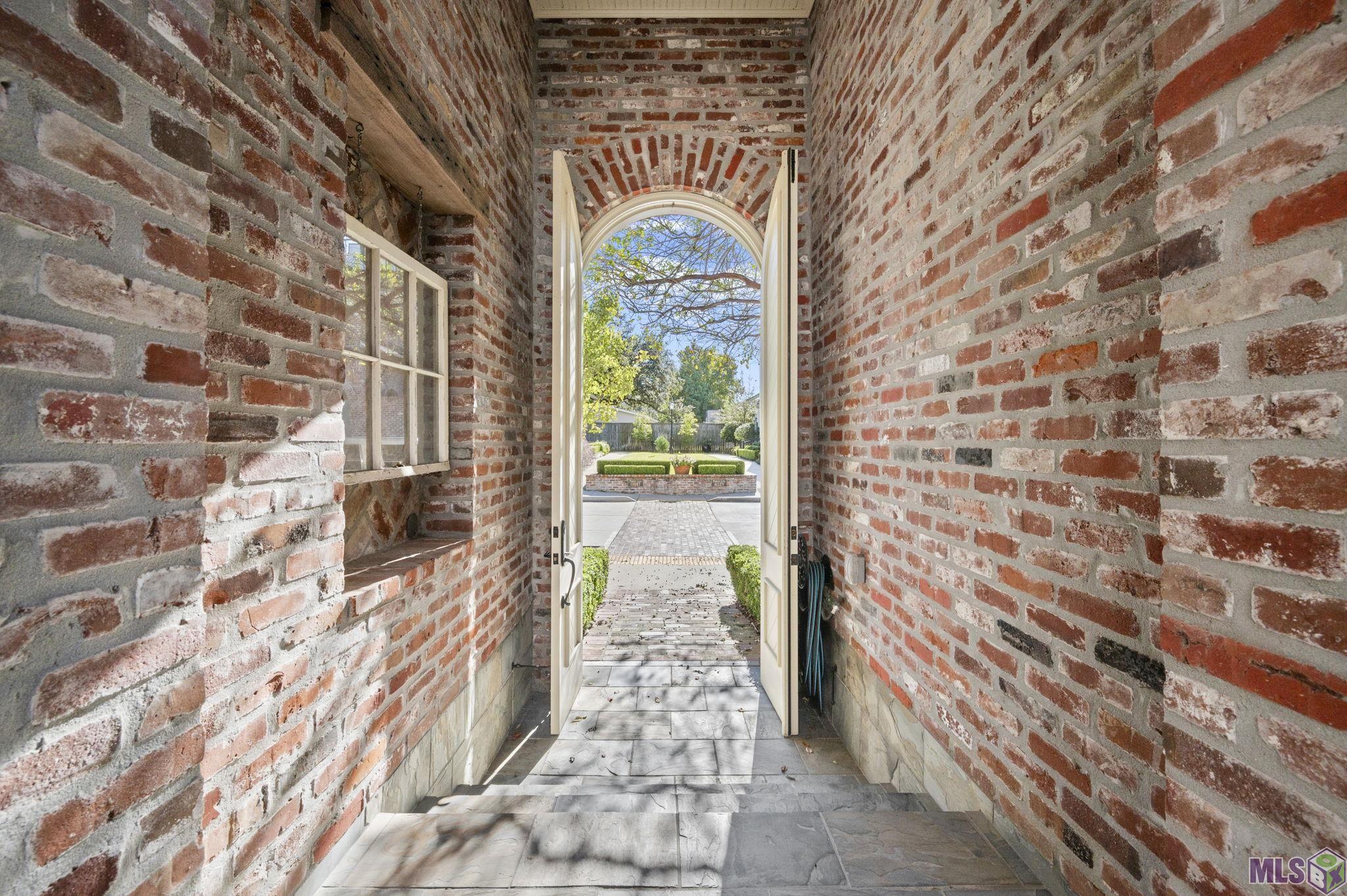 2207 Perkins Lane Baton Rouge, LA 70808 - Photo 29 of 30