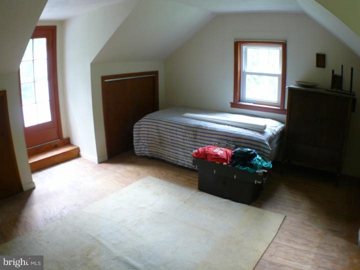 1458 Roundhouse Road Quakertown, PA 18951 - Photo 8 of 15 Bedroom - Main