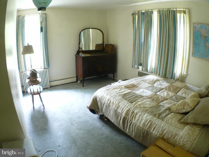 1458 Roundhouse Road Quakertown, PA 18951 - Photo 9 of 15 Bedroom 2