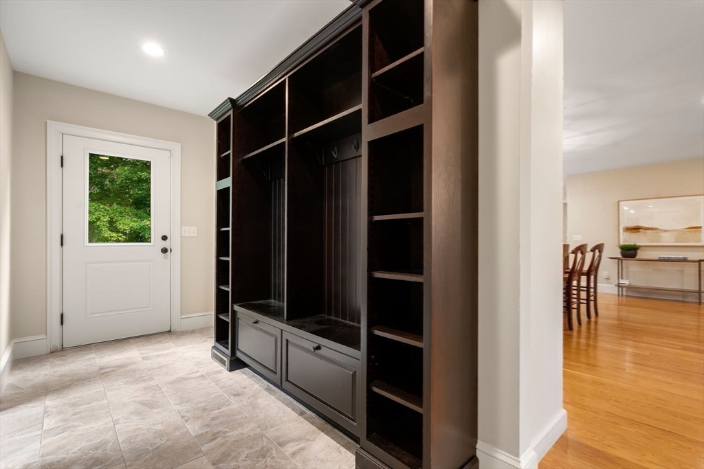 296 Concord Road Wayland, MA 01778 - Photo 16 of 20
