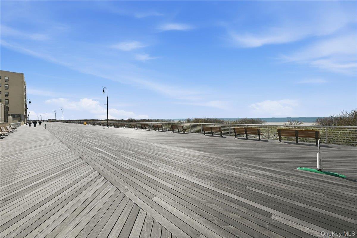 430 Shore Road, Unit 4G Long Beach, NY 11561 - Photo 34 of 36