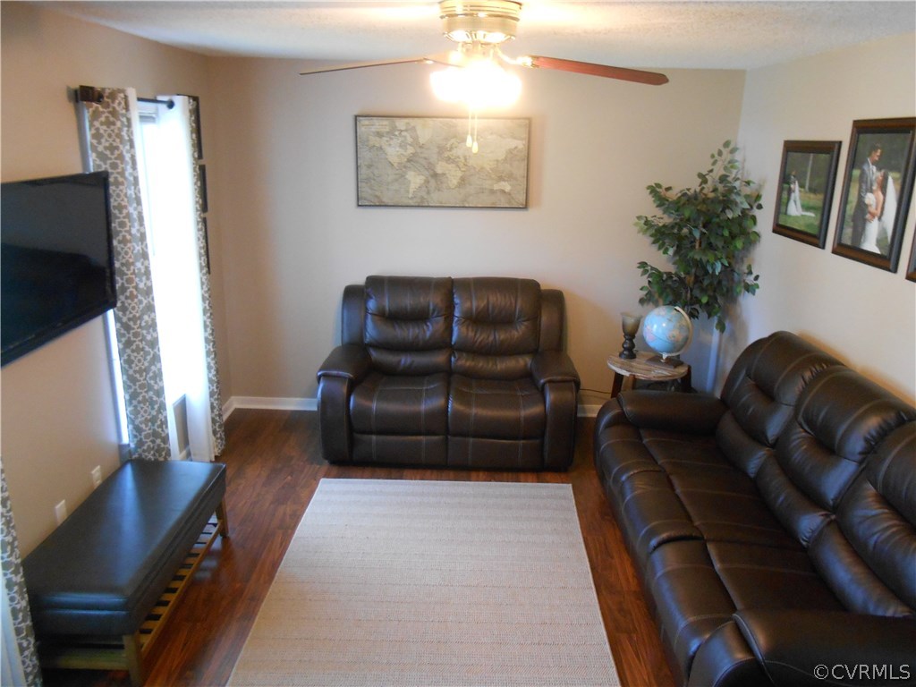 1129 Kentberry Road Richmond, VA 23236 - Photo 3 of 17 Gallery Image 3