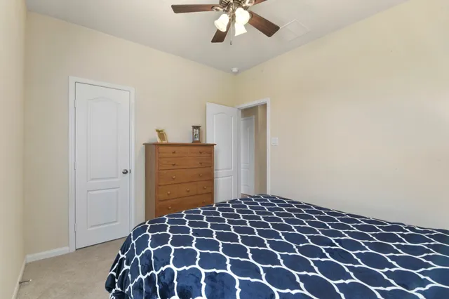 $319,900 | 23606 Bernshausen Drive, Spring, TX 77389