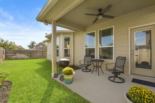 $319,900 | 23606 Bernshausen Drive, Spring, TX 77389