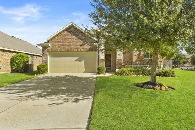 $319,900 | 23606 Bernshausen Drive, Spring, TX 77389