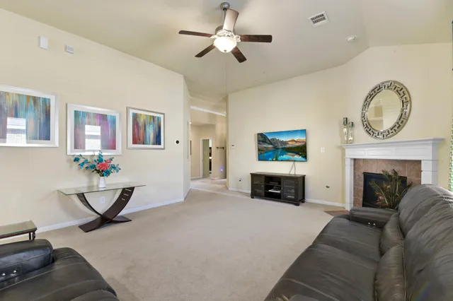 $319,900 | 23606 Bernshausen Drive, Spring, TX 77389