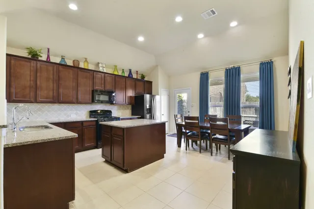 $319,900 | 23606 Bernshausen Drive, Spring, TX 77389