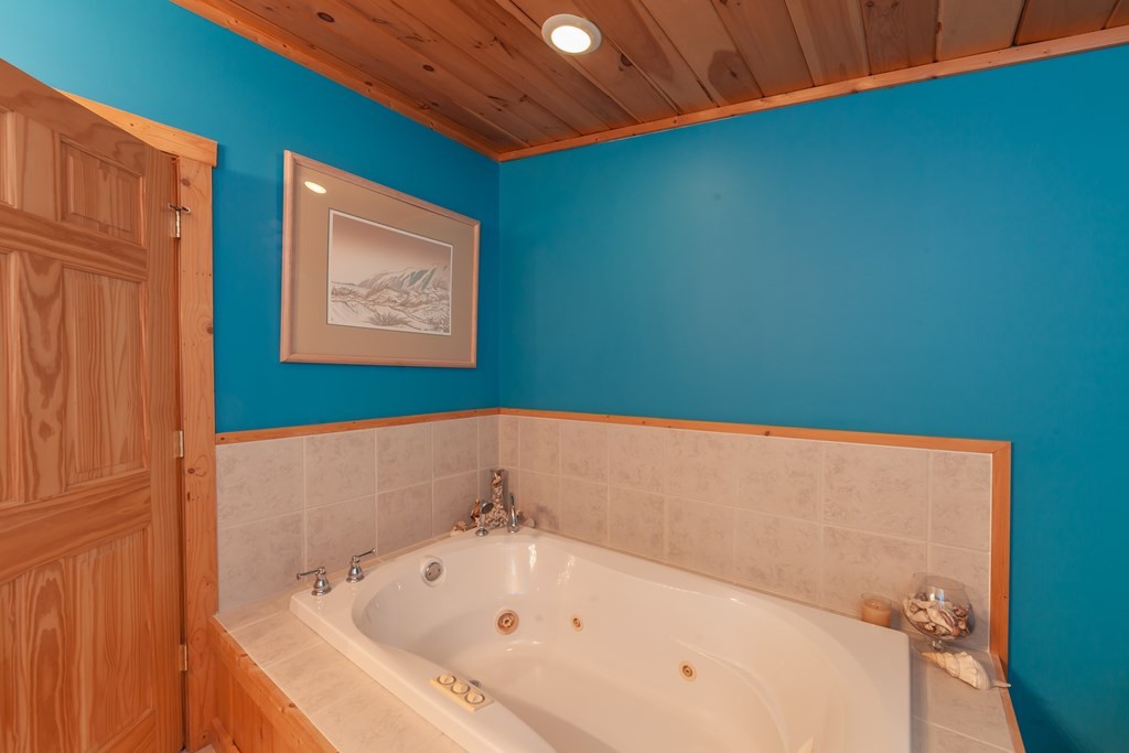 2545 Wildcat Ridge Road Sevierville, TN 37862 - Photo 20 of 25 Gallery Image 20